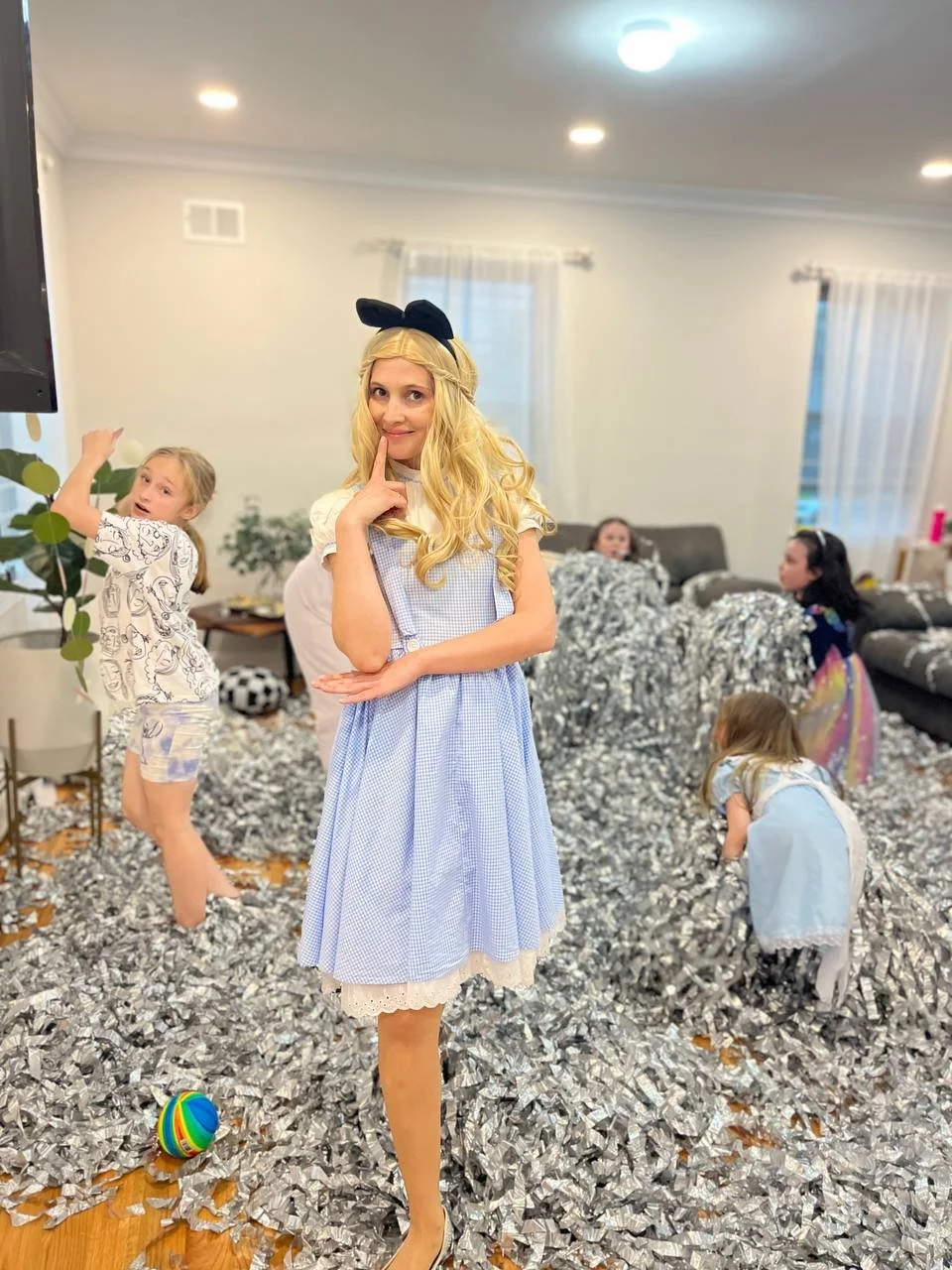Alice in Wonderland kids toddlers birthday party characters new york