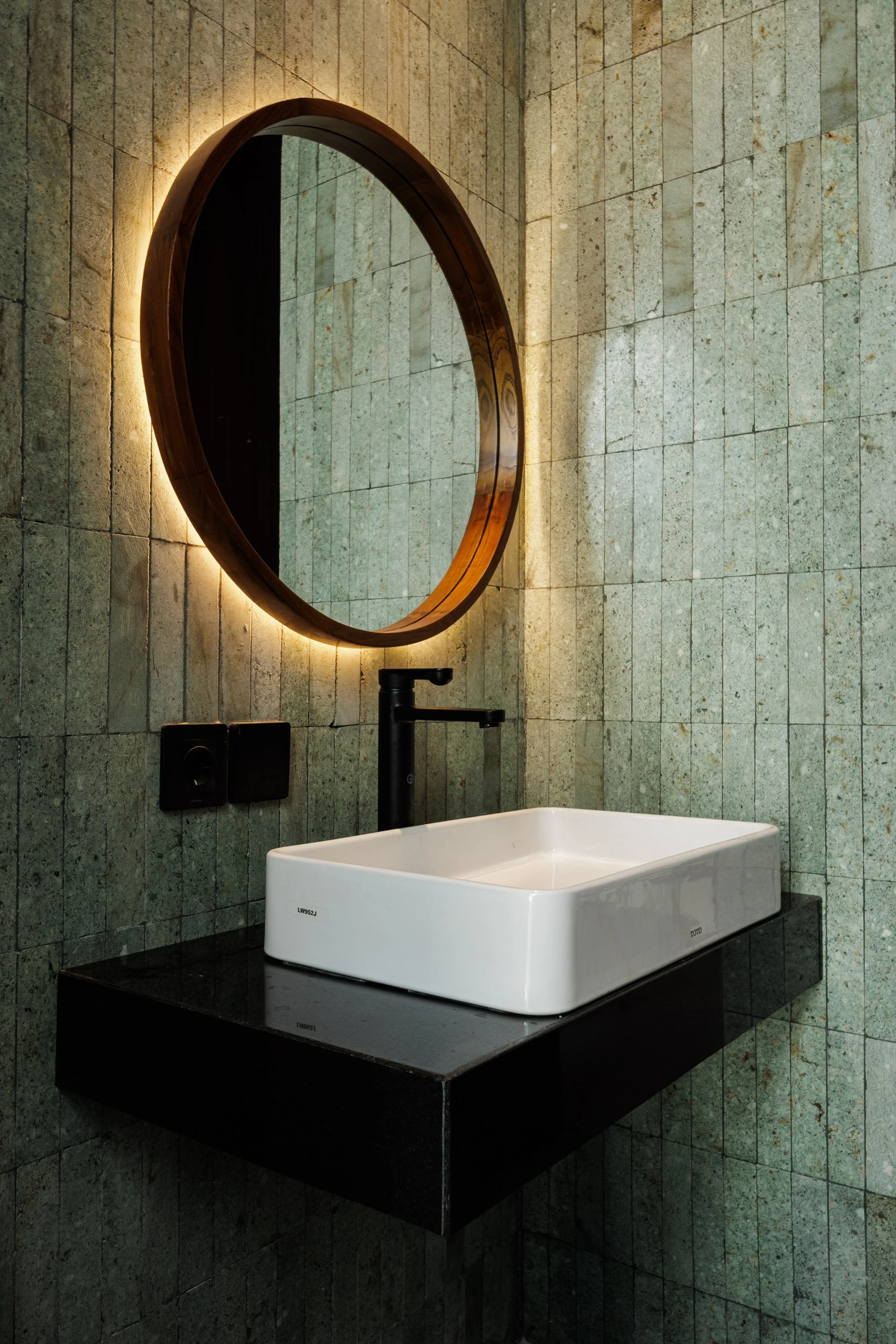 deva bali apartment (3 of 8).jpg
