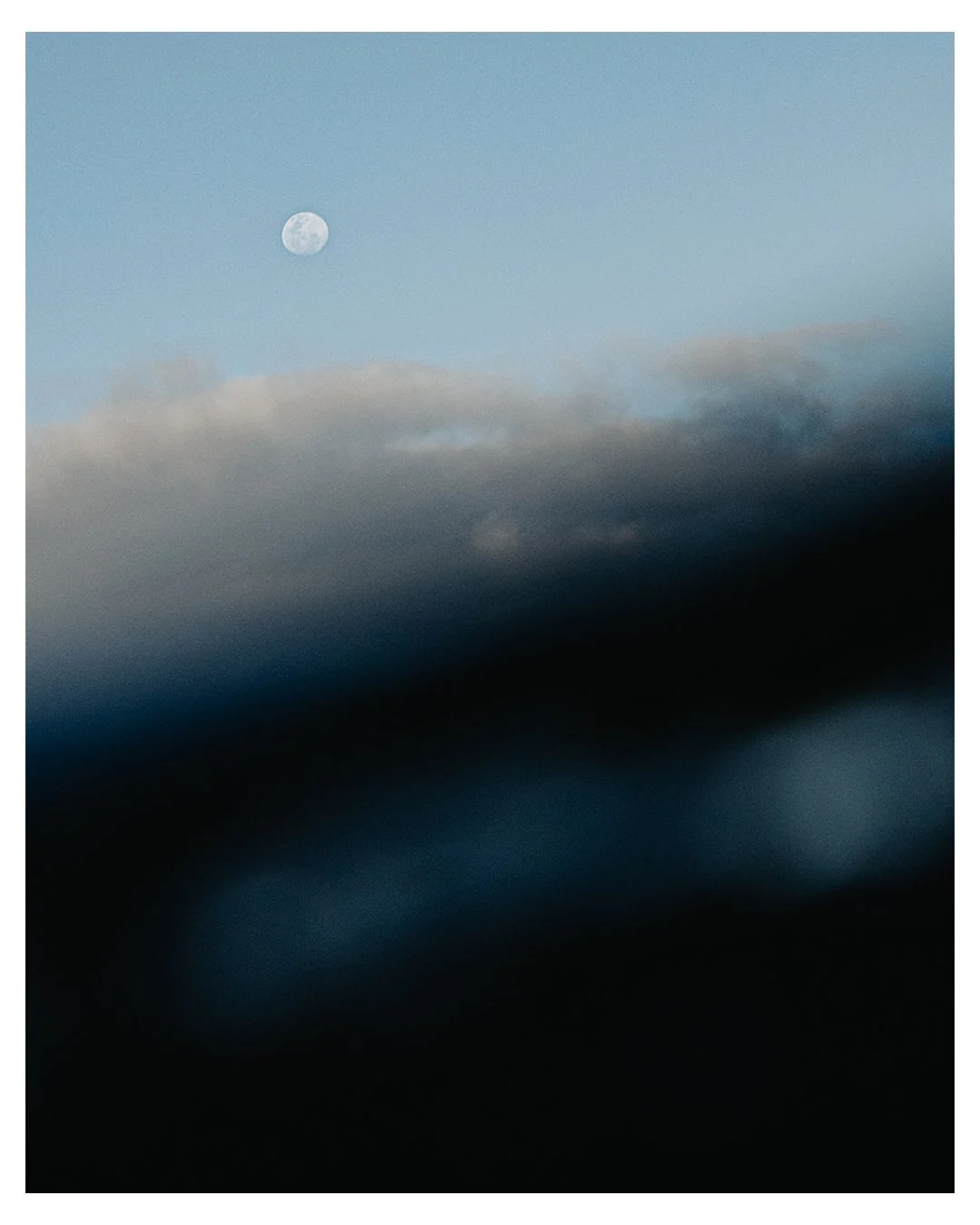moon.jpg