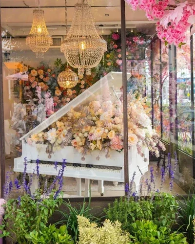 Bloom & Brunch