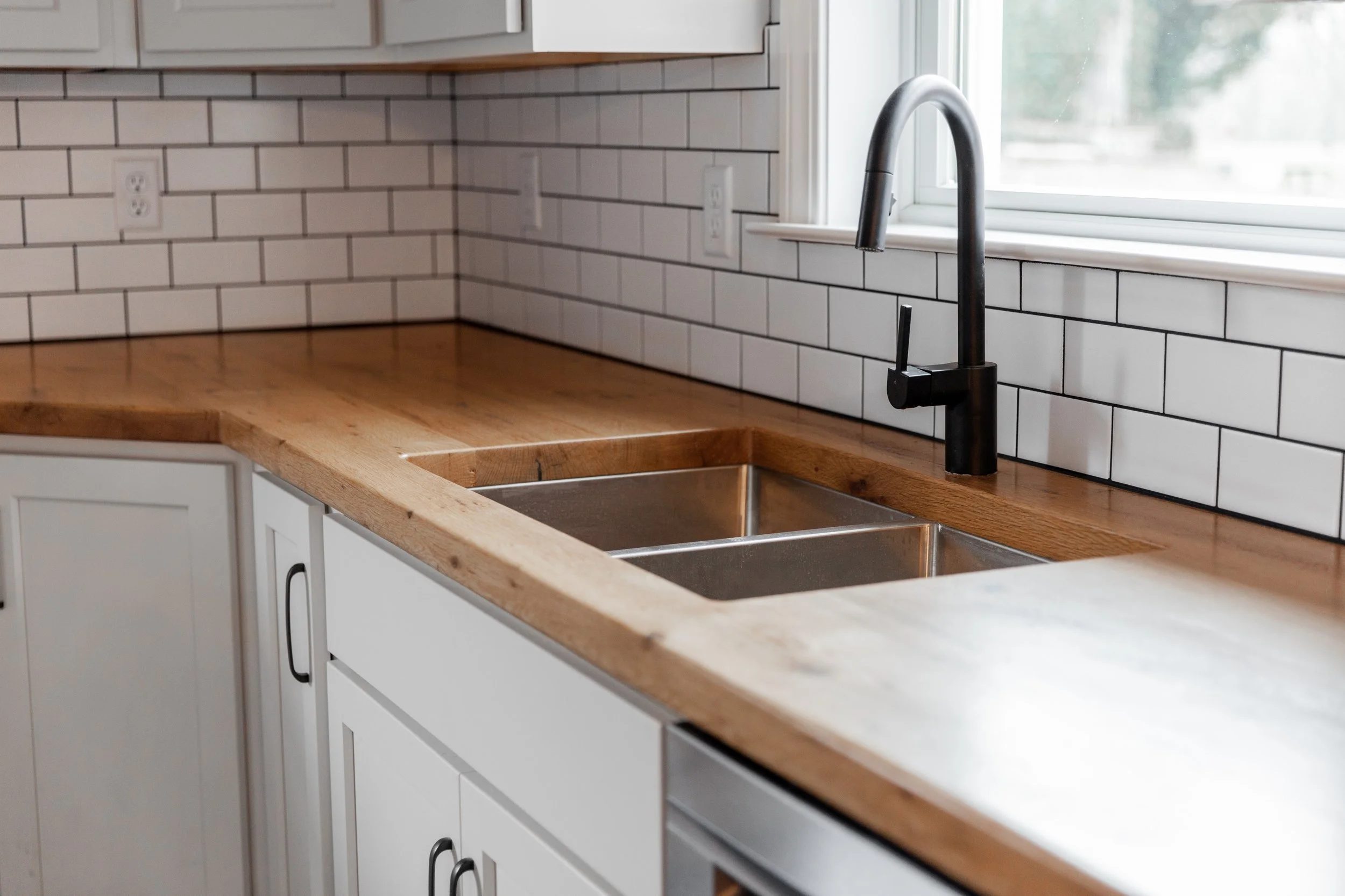 RUSTIC WHITE OAK COUNTER TOP | BUILD TO ORDER