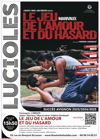 Affiche de théâtre pour "Le Jeu de l'amour et du hasard" avec deux acteurs en costume, scène dramatique.