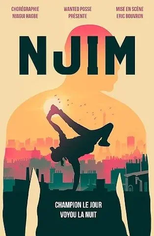 Affiche de spectacle de danse avec un danseur en position acrobatique, silhouette en noir sur un fond de coucher de soleil rose et orange avec une ville en silhouette.