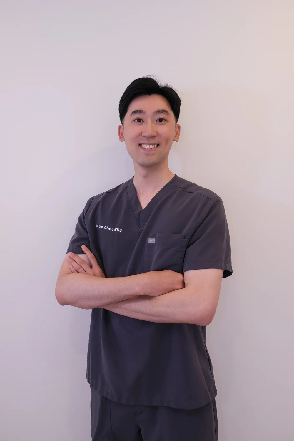 iCare Family Dental 牙医 Dan Chen 肖像