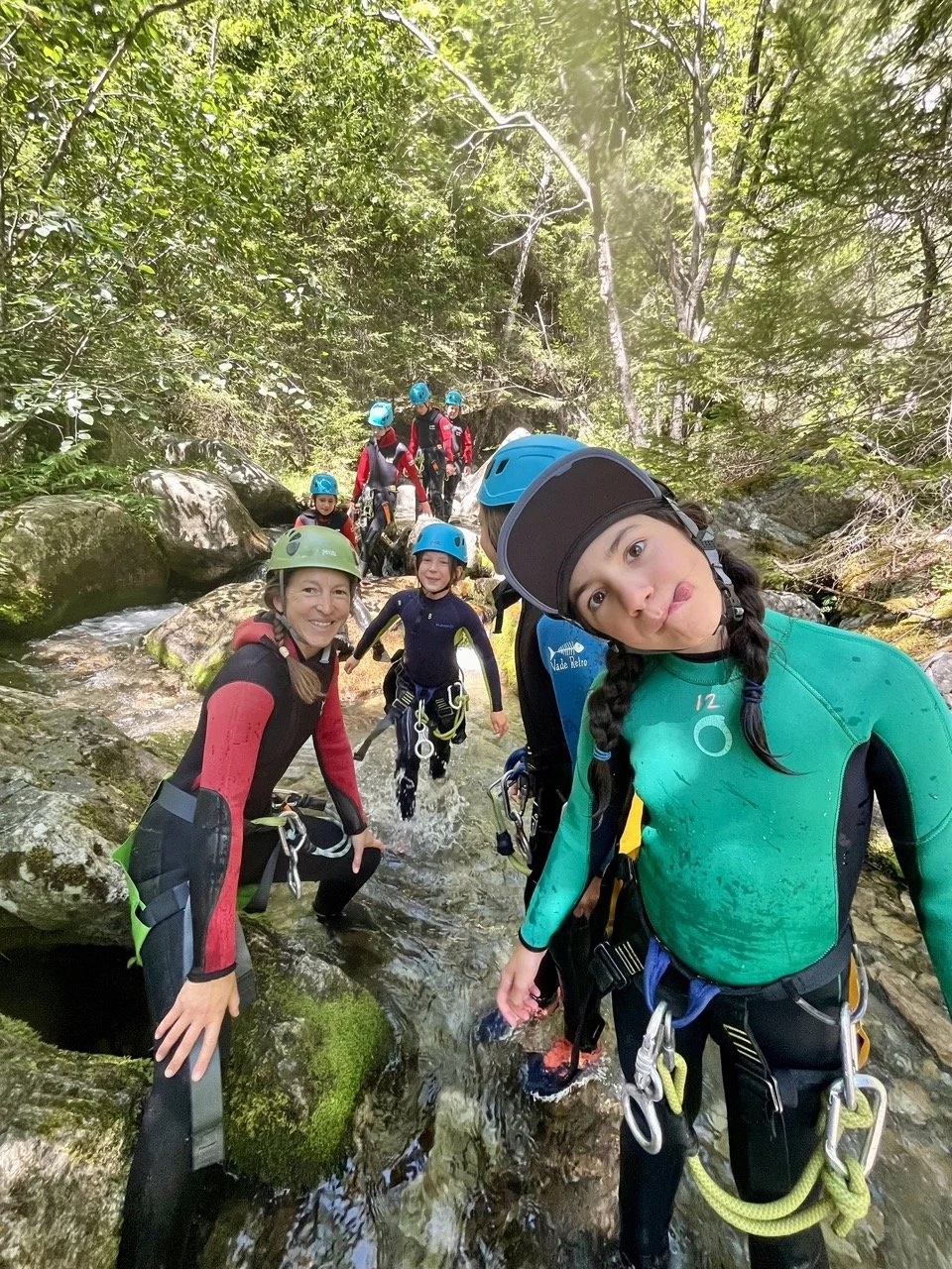 CANYONING