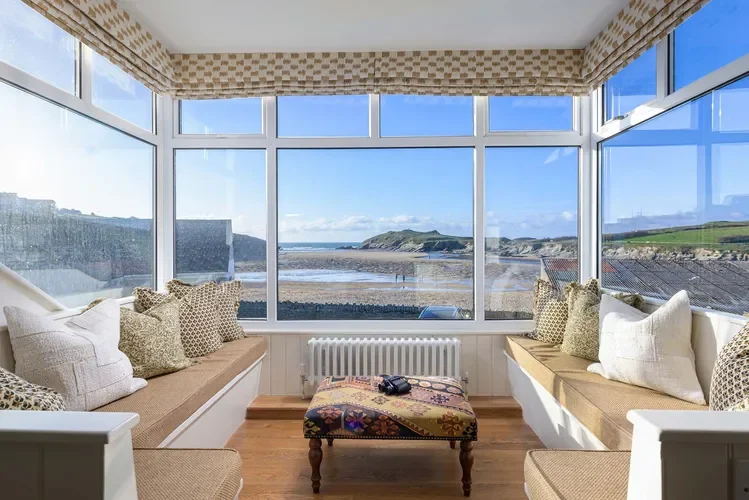 622714-porth-beach-house-2859839-vlarge.webp