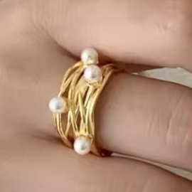 Lue Ring