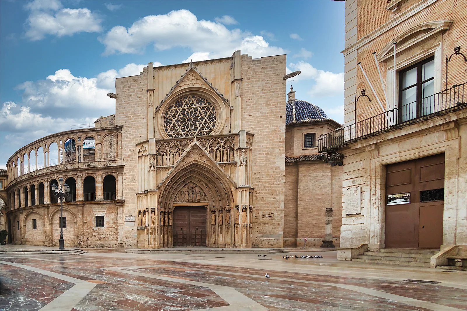 _DOM4550_w.jpg