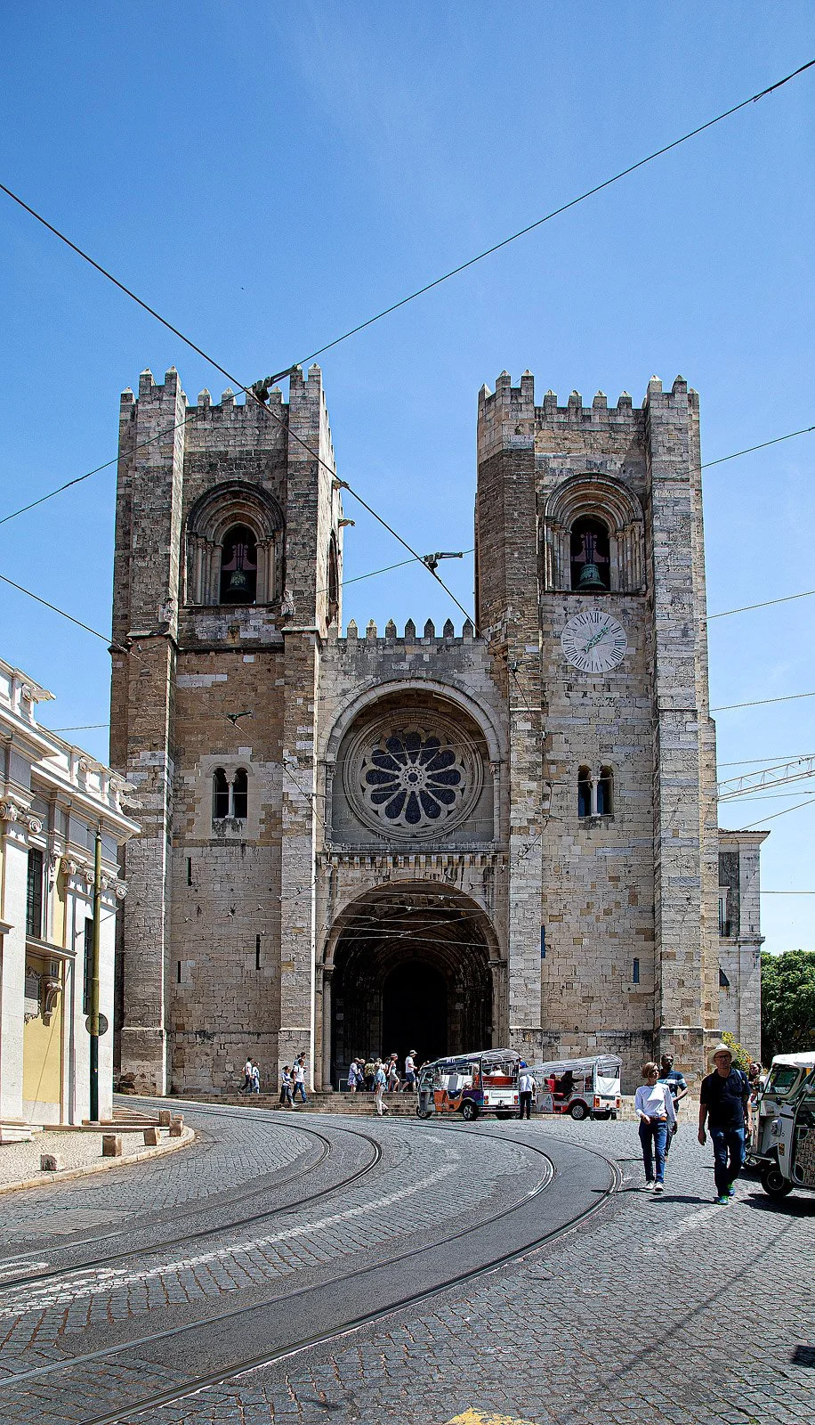 _DOM8737_w.jpg