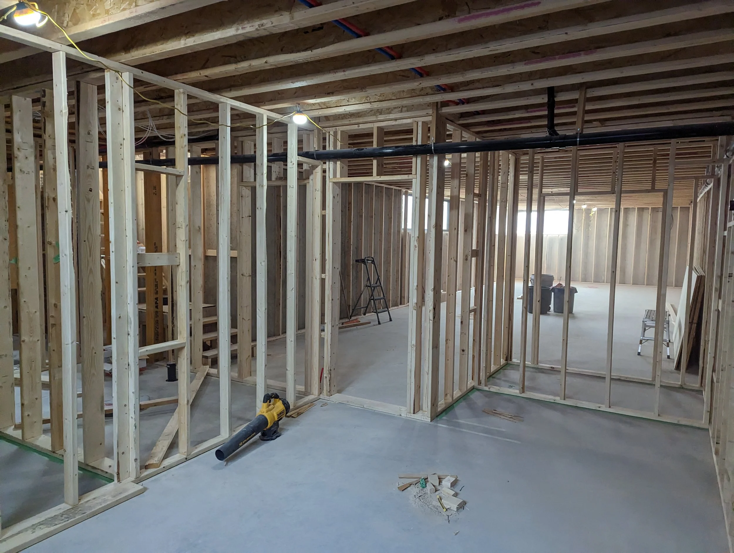 BASEMENT FRAMING: Framing in unfinished basement