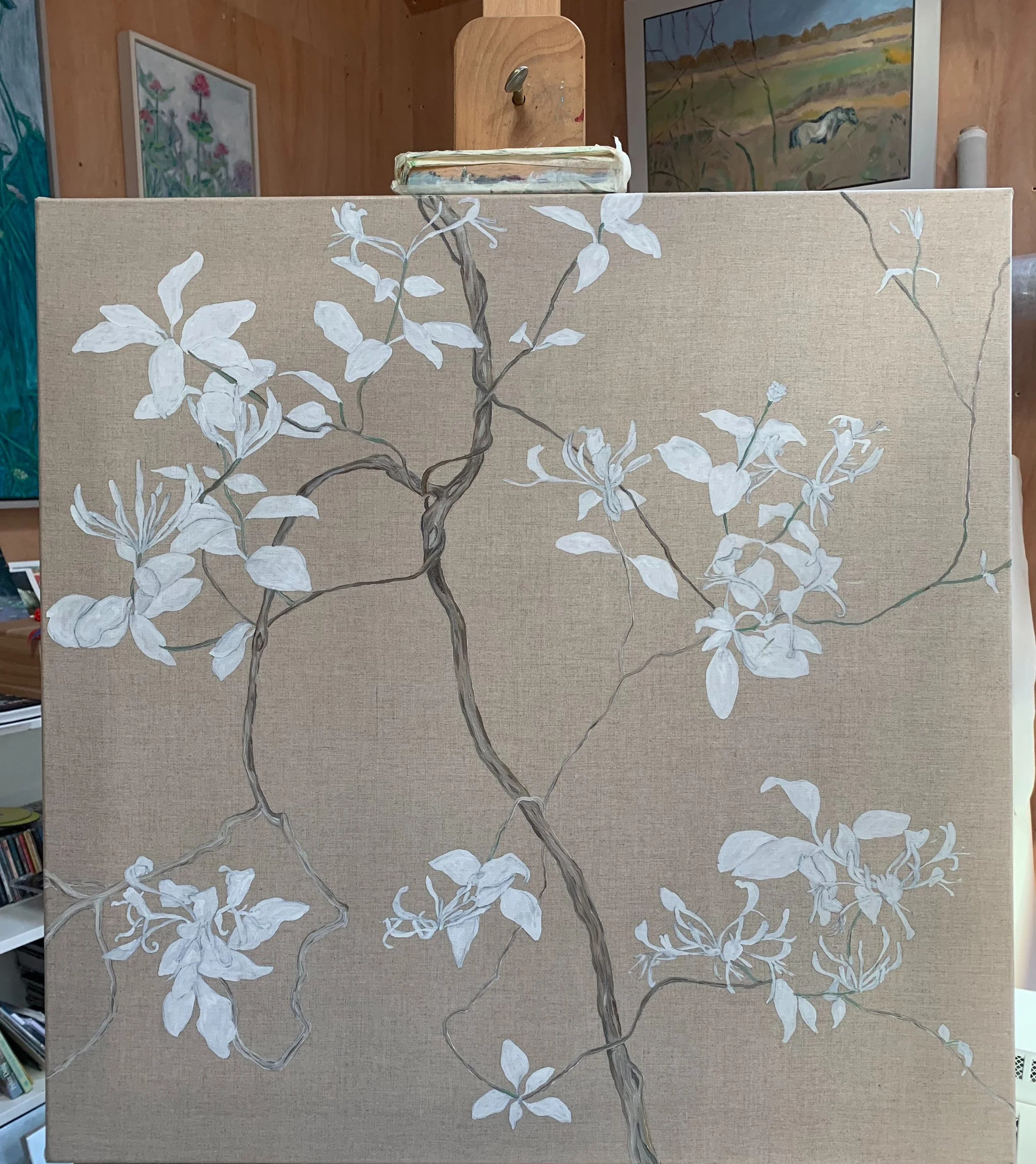 Honeysuckle in progress.. again. This time a wild Tree Honeysuckle. 🌱

#fineart #oilpainting #contemporaryart #paintingplants #britishartist