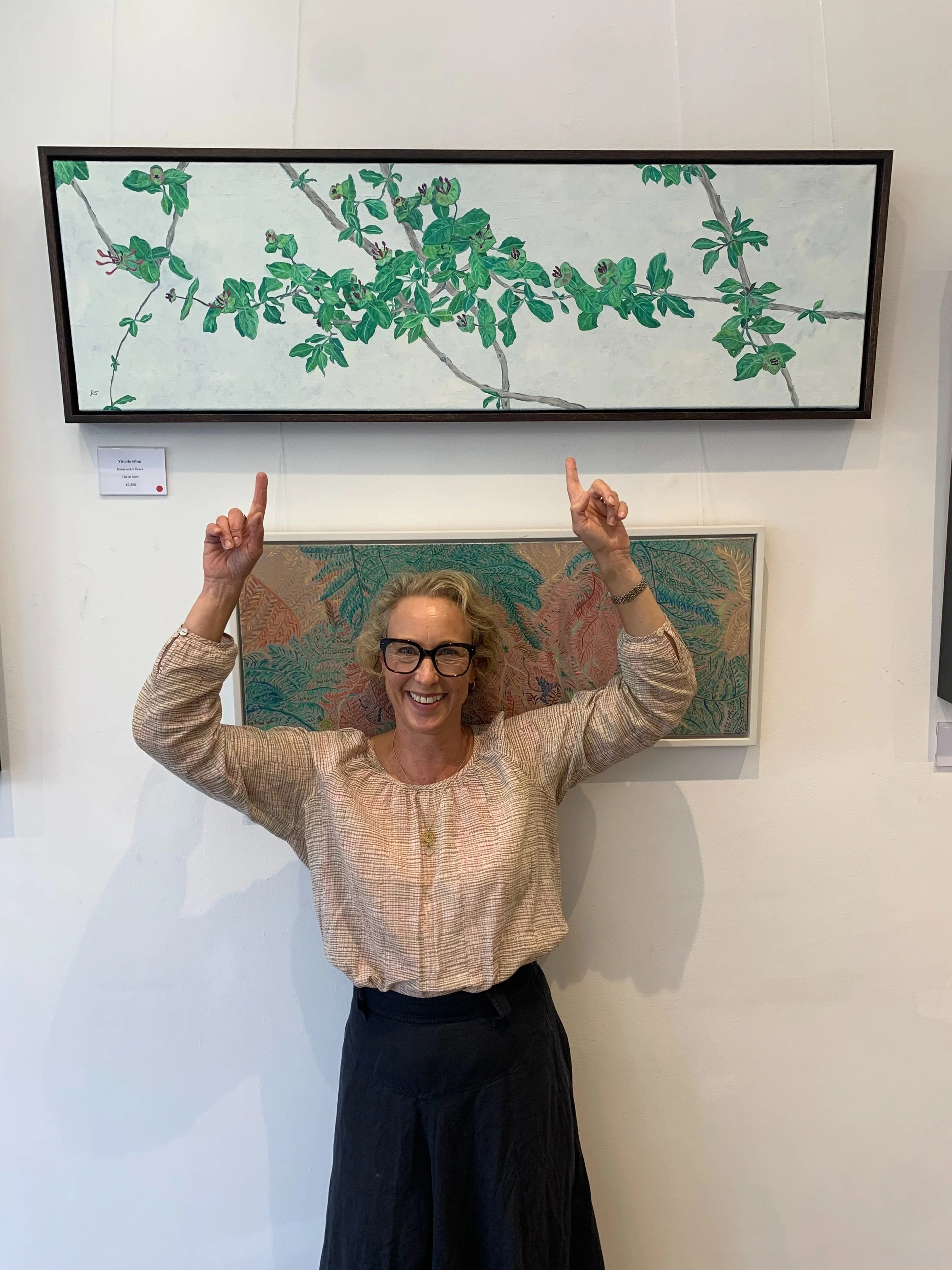 I&rsquo;ll be delivering these two paintings to the client&rsquo;s home in Southern Spain next month. Fun!

COLOUR: Eight Artists &bull; Eight Responses
1-11 October open 11-5pm daily
340 Kings Road, SW3

@roxanne_kemp 
@robwynyates.studio 
@evepetti