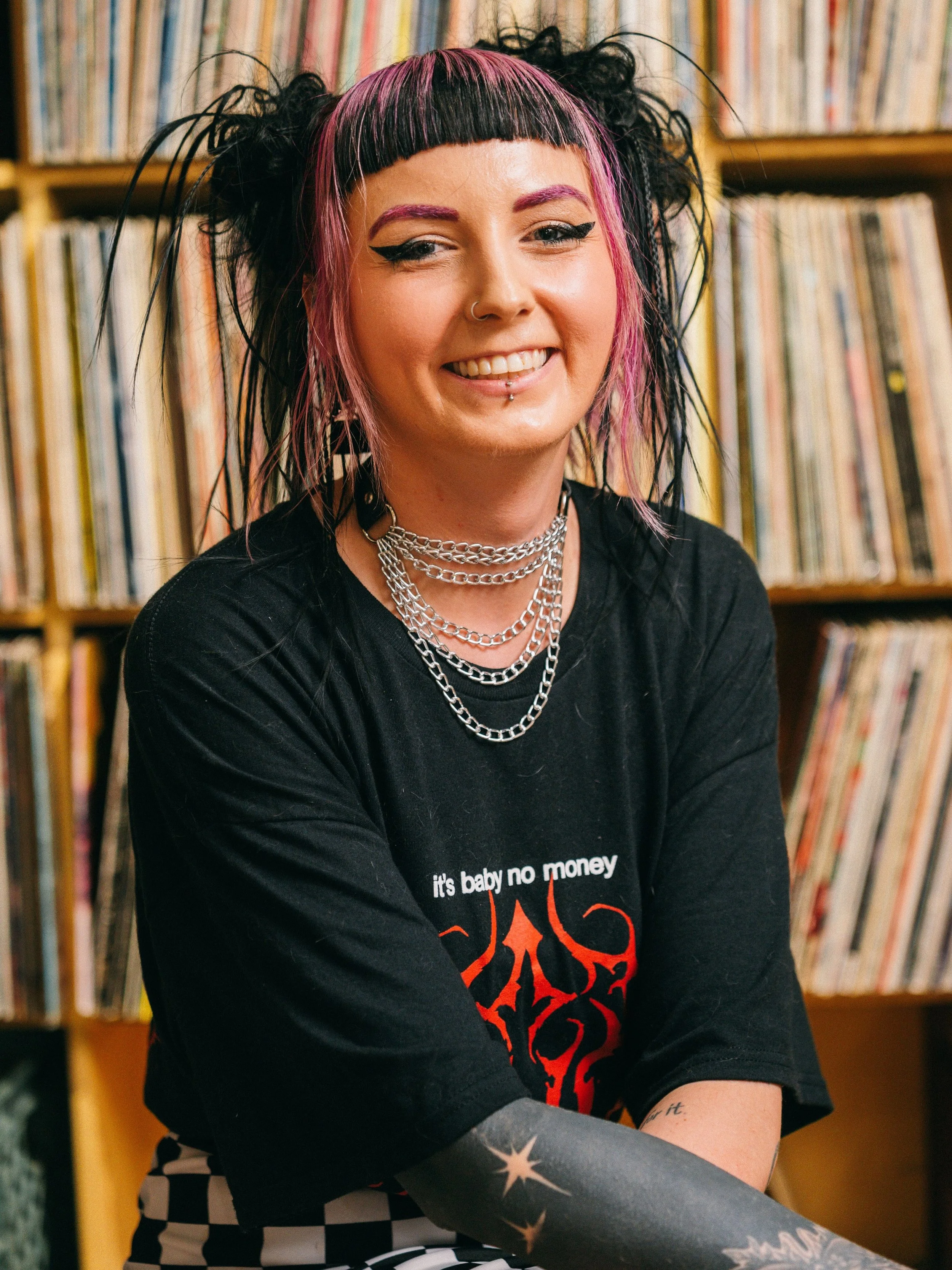 GET TO KNOW KALLIE!! 🔥 Hi, I&rsquo;m Kallie. I&rsquo;ve been doing the hair thing since 2016. Ever since I was a kid, hair always interested me. I was especially drawn to bright &amp; more creative hair colours. Now, throughout my time in the indust