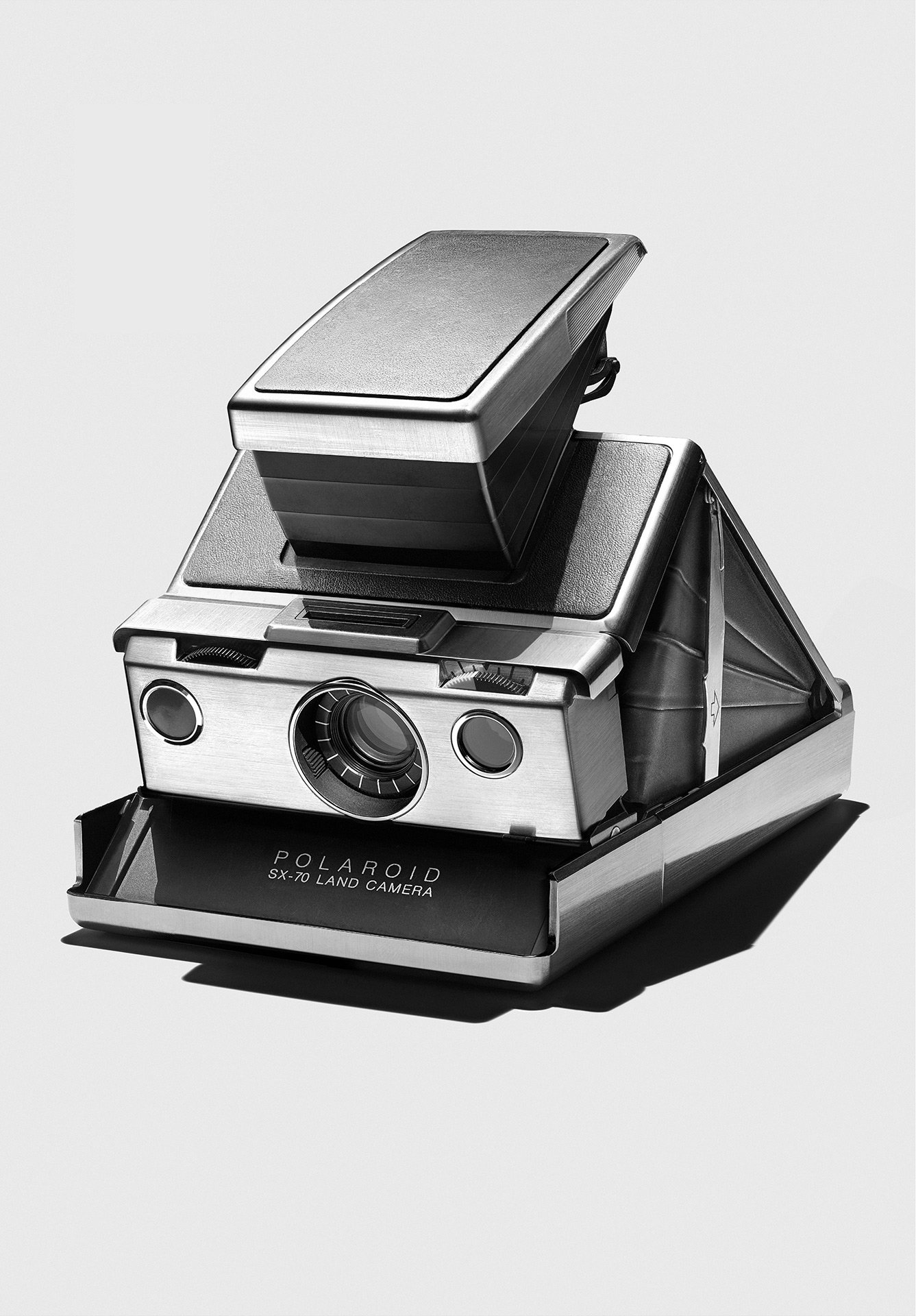 polaroid-sx-70--1920-pix.jpg