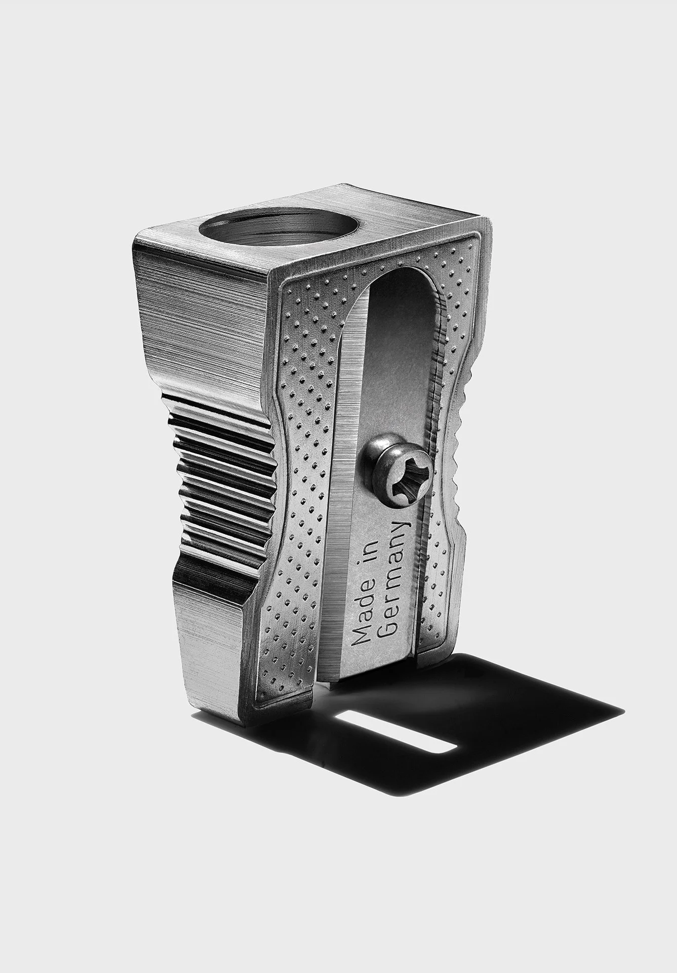 pencil-sharpener--1920-pix.jpg