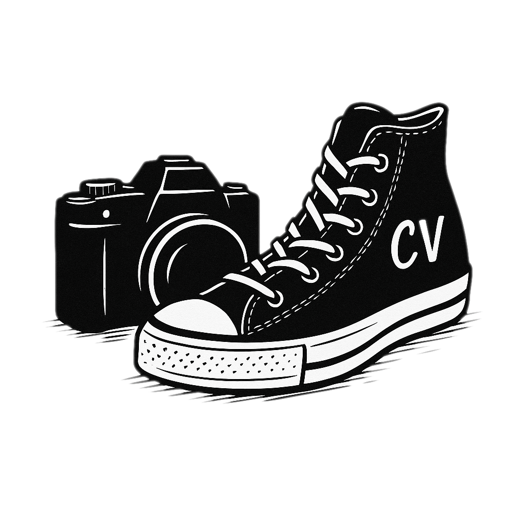 Logo Céline Vautey  Photographe professionnelle en région lyonnaise