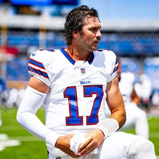 17 more days until we are back! Who will be joining us at @stoneandrail ?! We can&rsquo;t wait to see you all! #GoBills