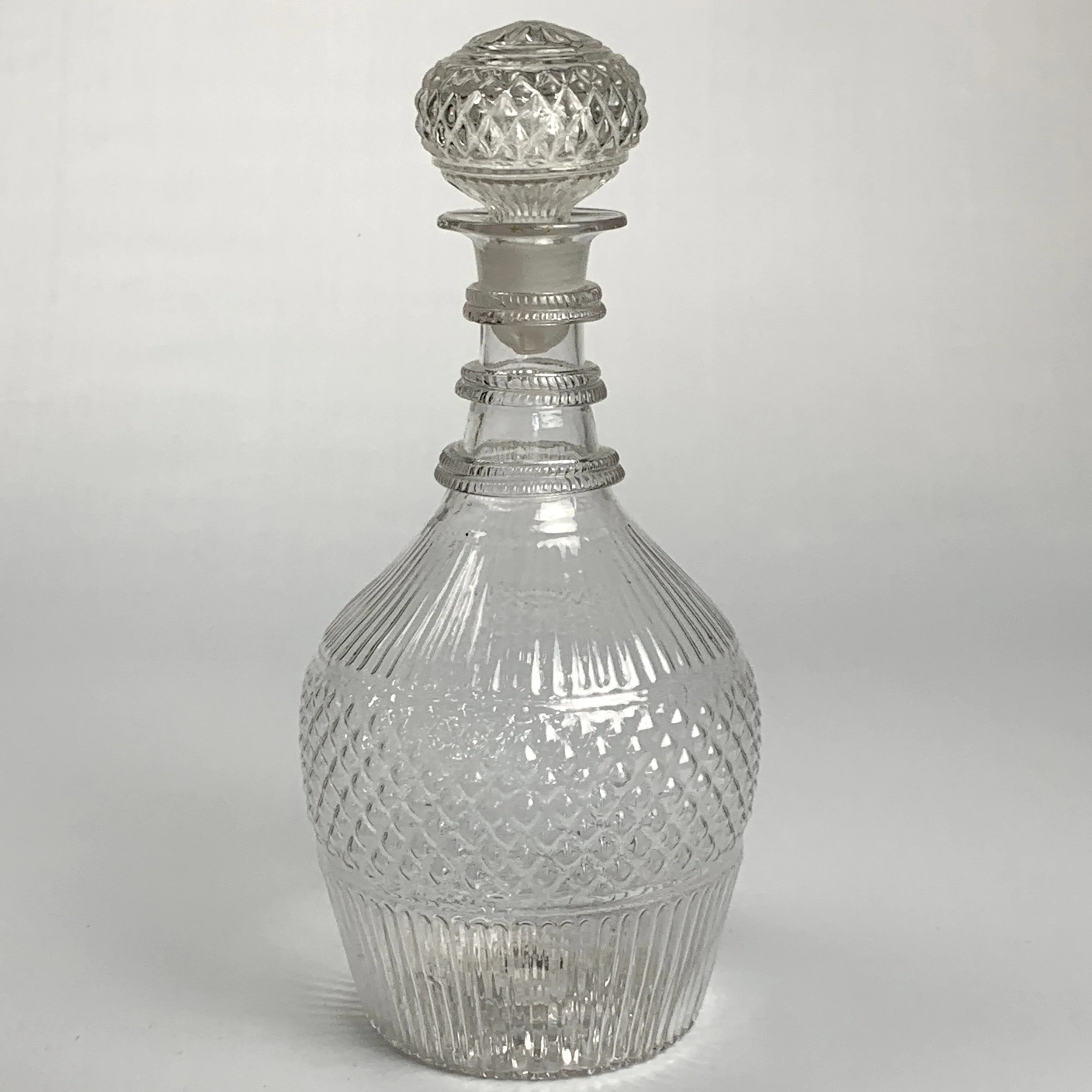 Sandwich Decanter with Applied Neck Rings