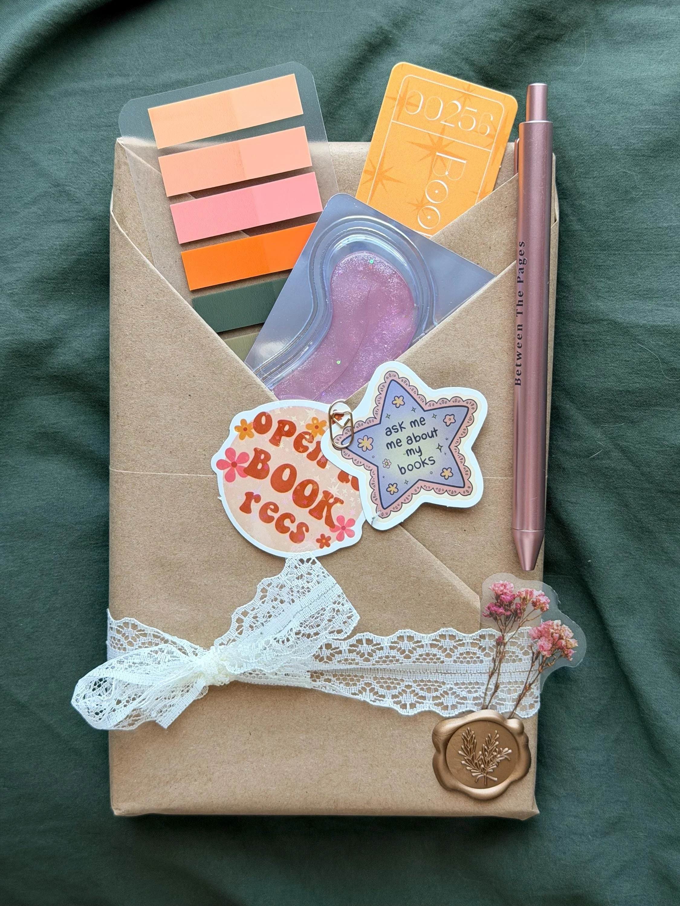 https://i.etsystatic.com/67750850/r/il/03c951/8445135126/il_fullxfull.8445135126_ciyd.jpg