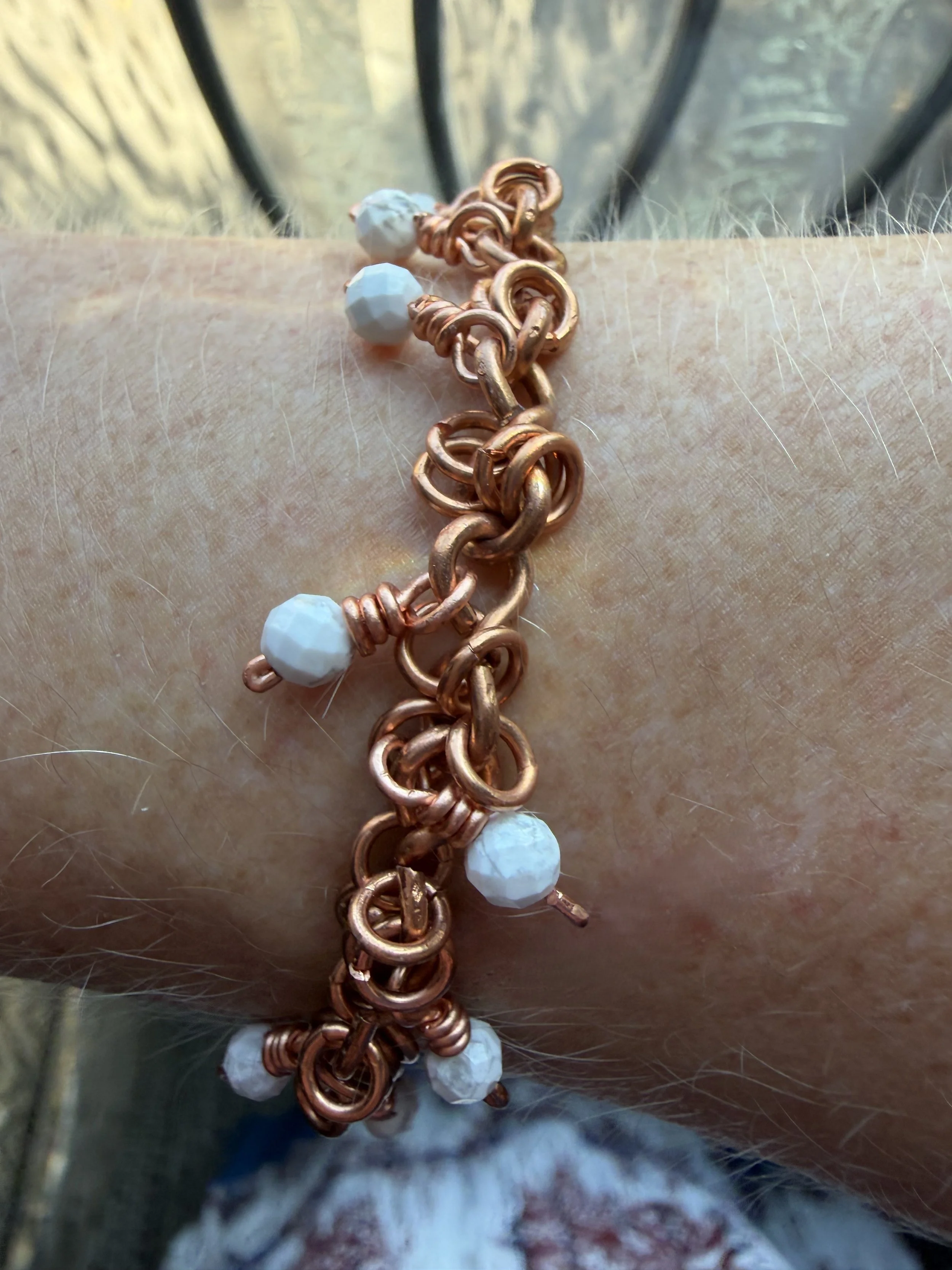 Lynx — Chainmail & Howlite Bracelet