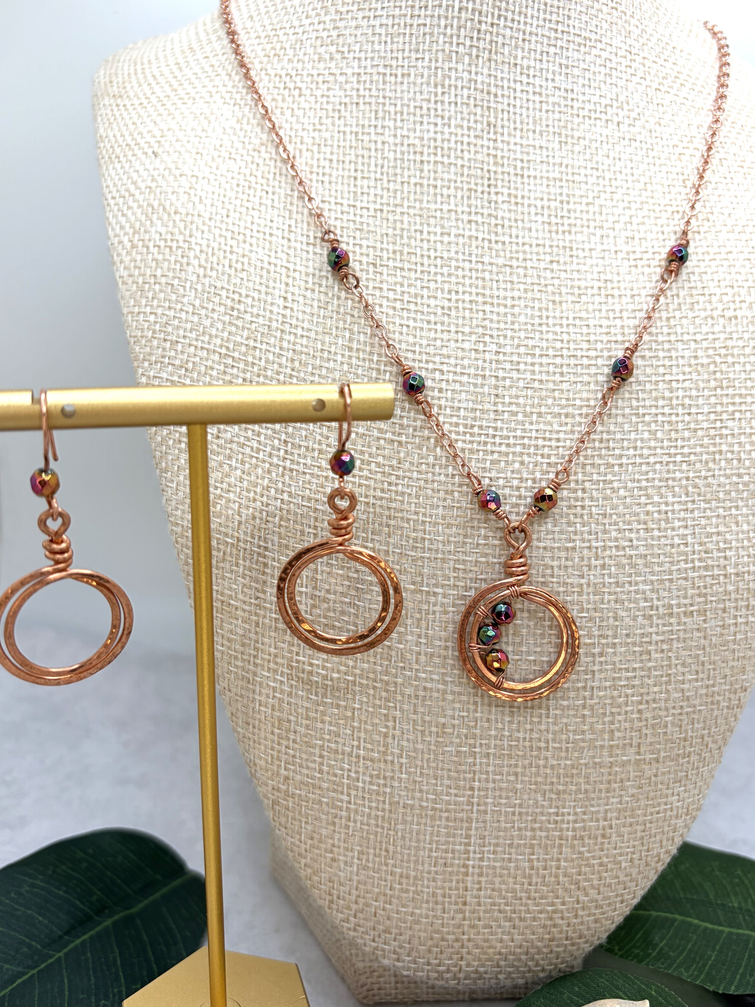 Rainbow Ripple — Hammered Copper Loop Necklace and Earrings Set with Hematite