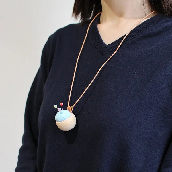 Cohana -TOMBO-DAMA SEWING PINS & CYPRESS PINCUSHION NECKLACE