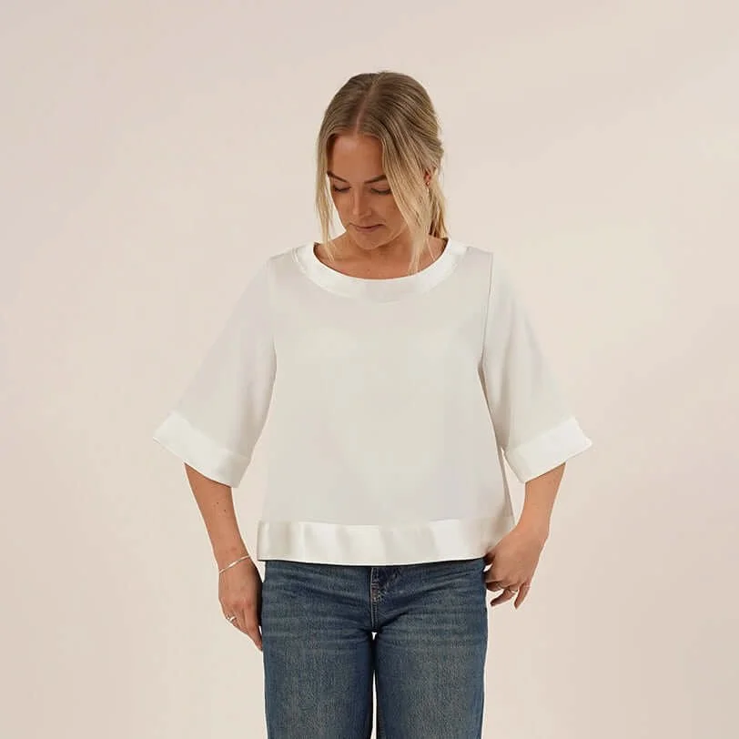 Silke_Blouse_sewing_pattern_Jeans_Wardrobe_By_Me.jpg