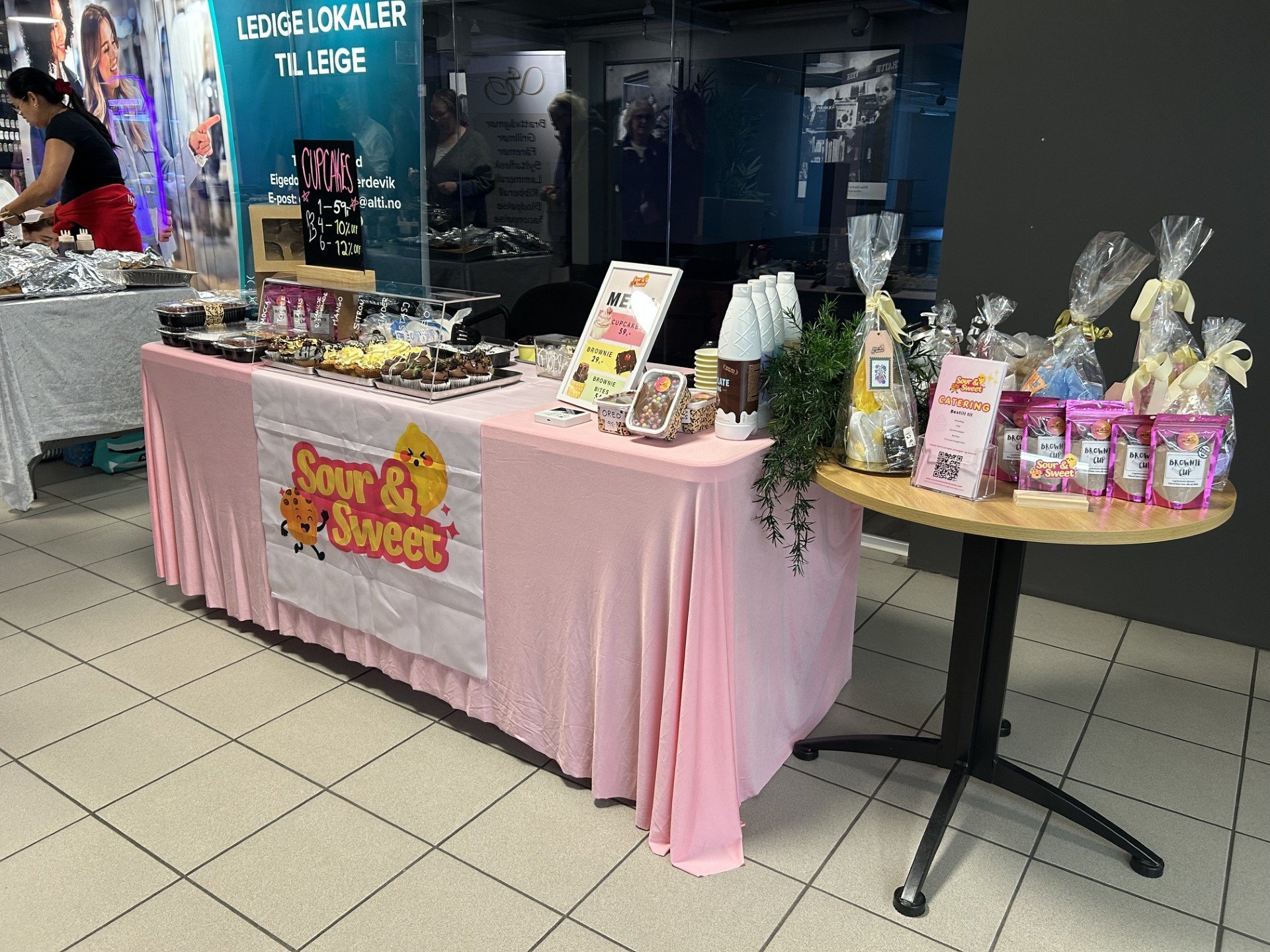 a70c0183-79c9-4b79-8f2c-ccdbe9ec2f85.jpg