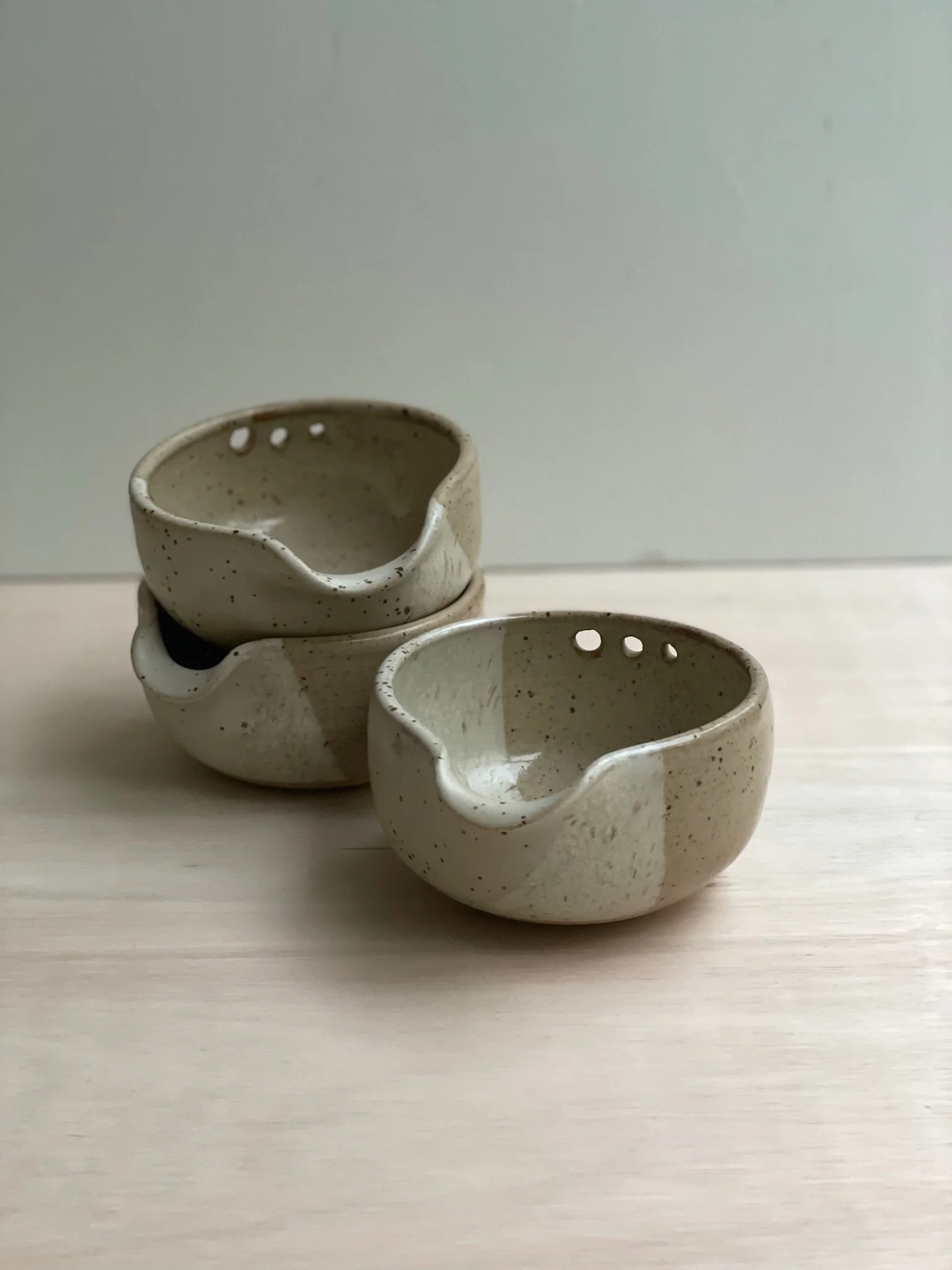 Herb stripper bowl with pouring spout