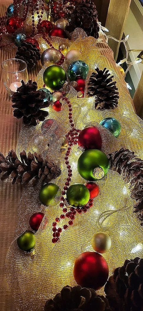 christmas+decor.jpg