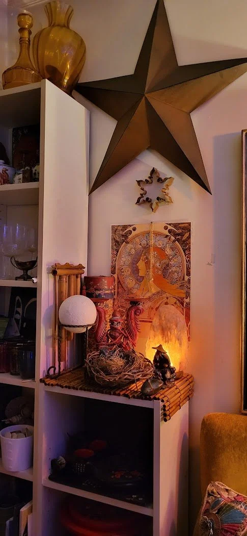 altar light.jpg