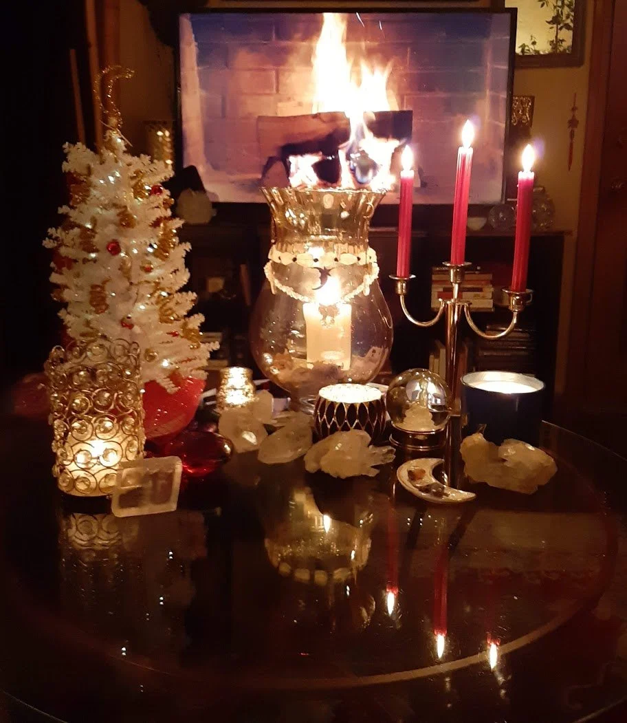 decor christmas.jpg