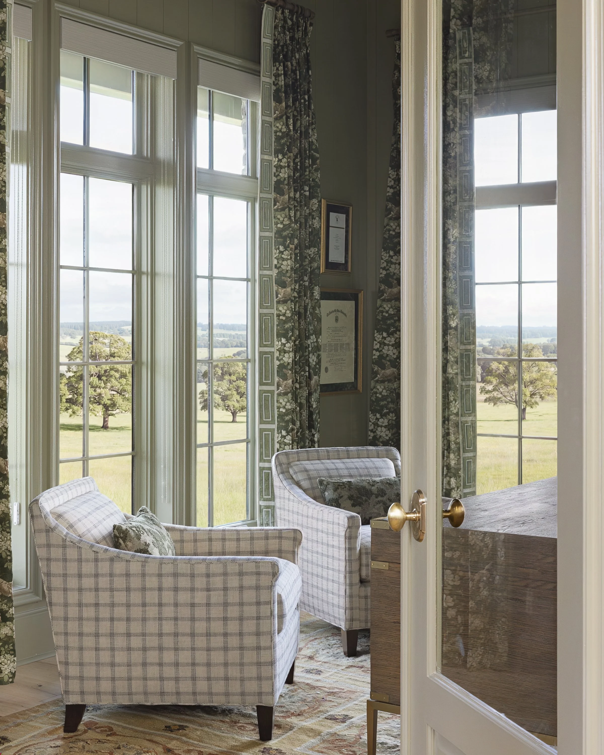 edwardsinteriorsooltewahgirlsatflourish-15.jpg