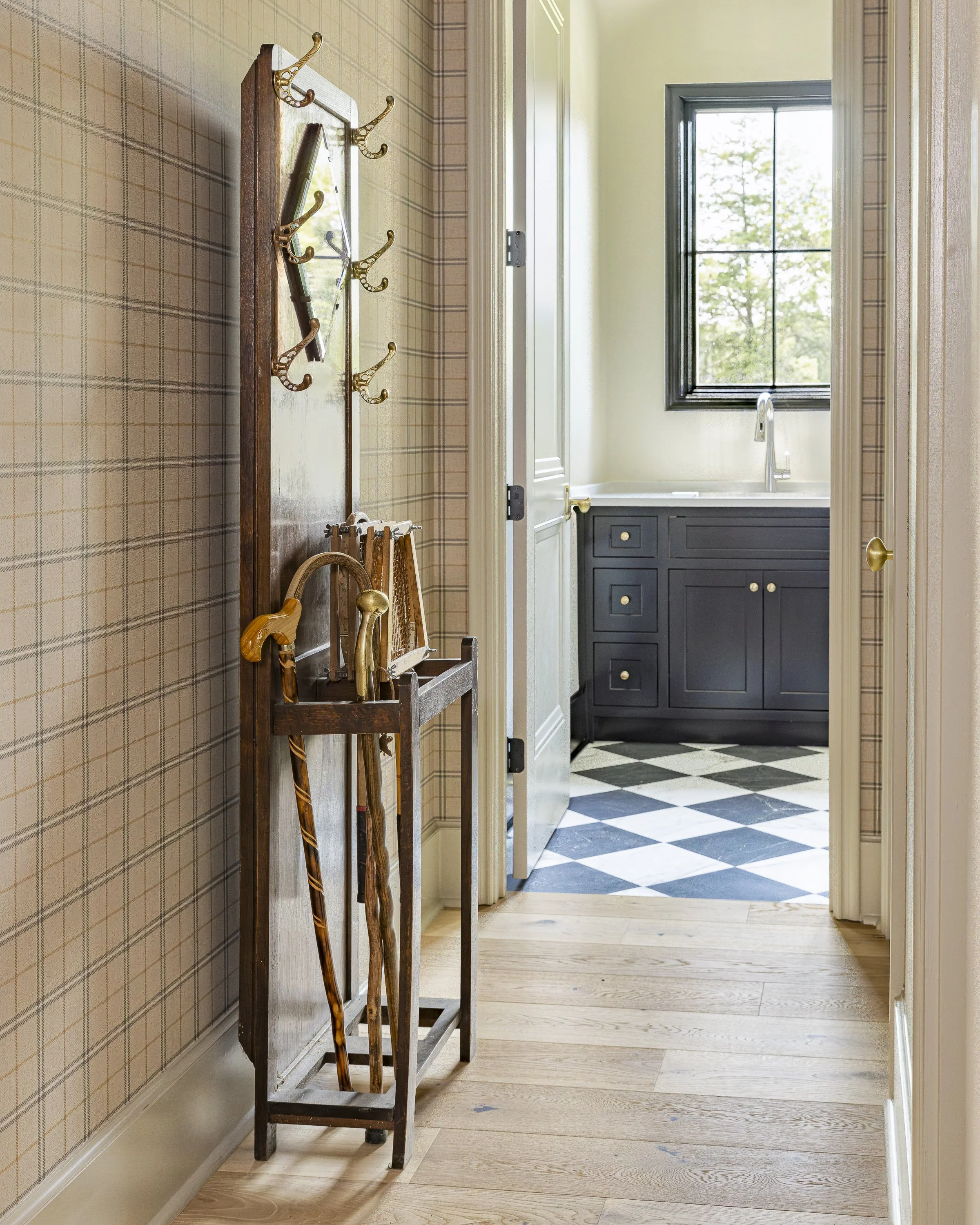 edwardsinteriorsooltewahgirlsatflourish-86.jpg