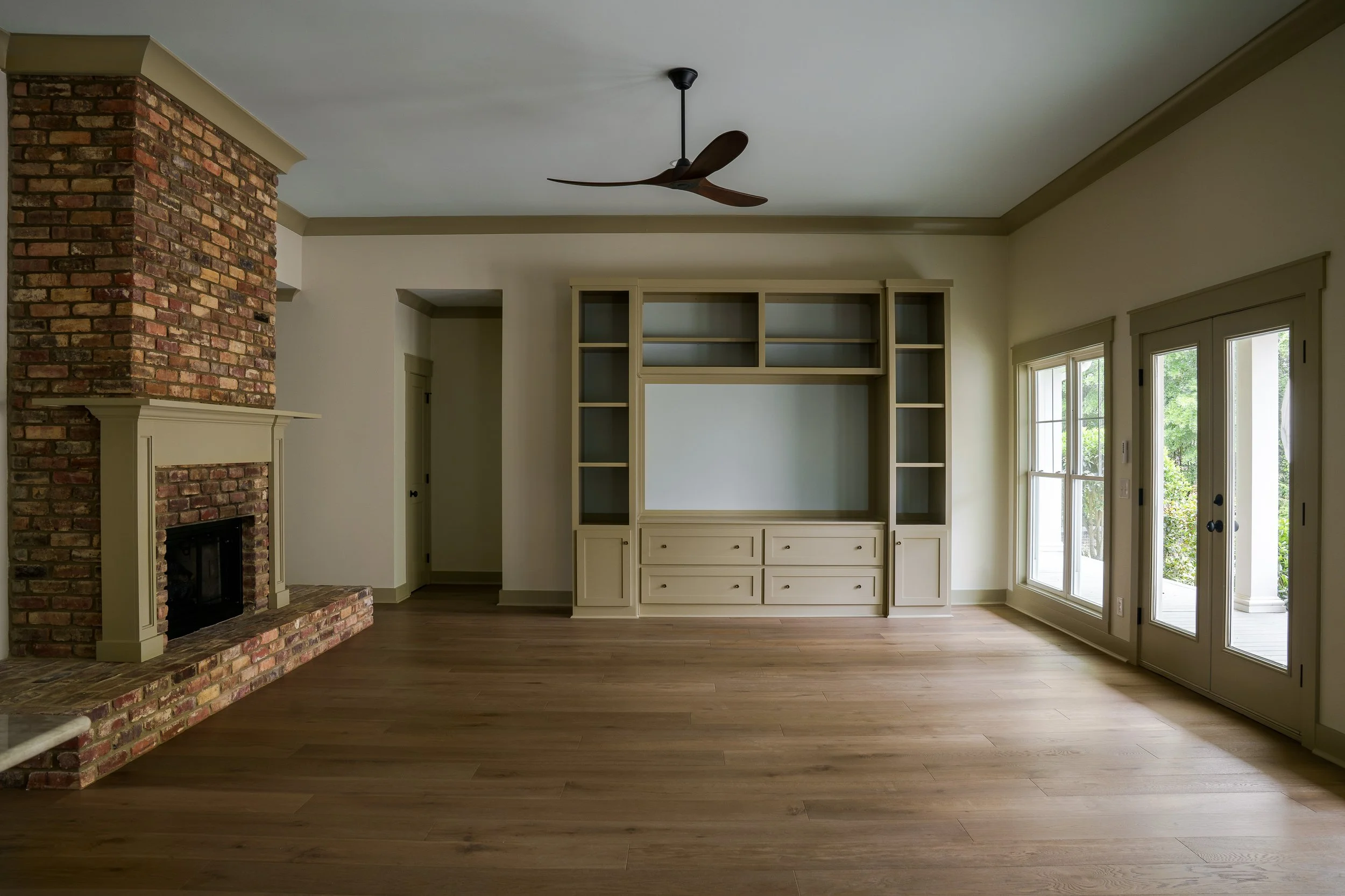 ©MeghannPadgett_Implement_EdwardsInteriors_HighRes-03.jpg