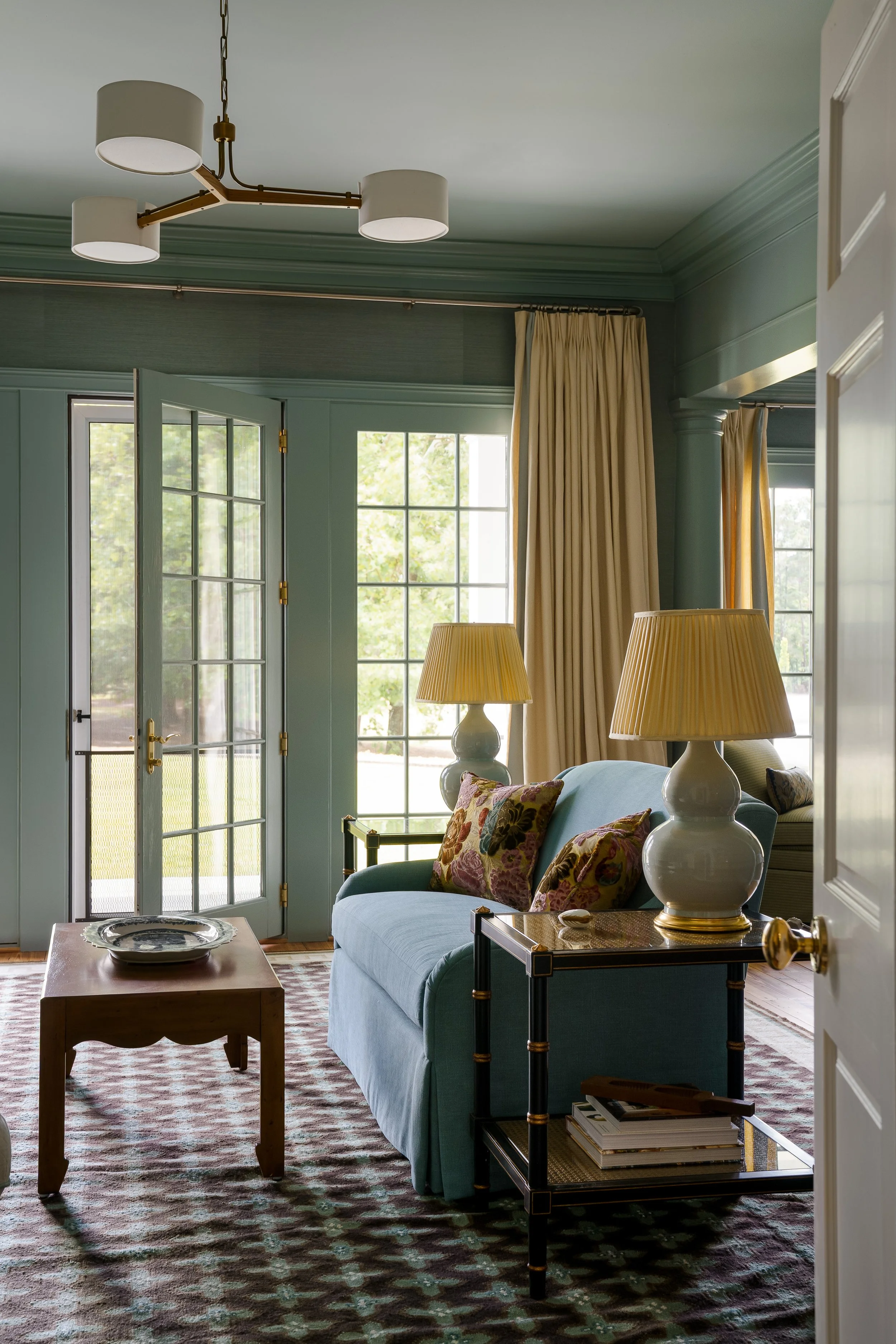 ©MeghannPadgett_EdwardsInteriors_LangdonRd_HighRes-1.jpg