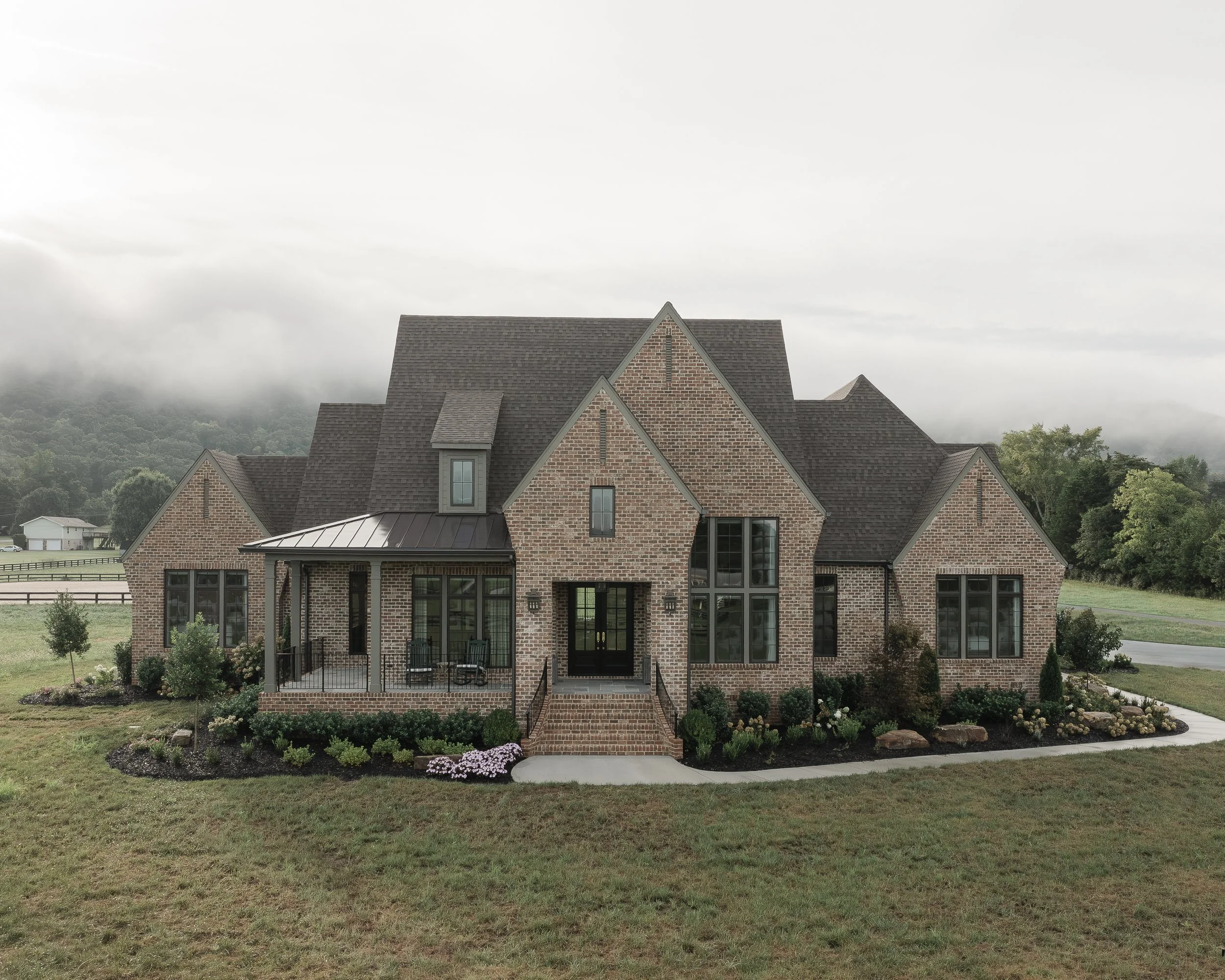 edwardsinteriorsooltewahgirlsatflourish-3.jpg