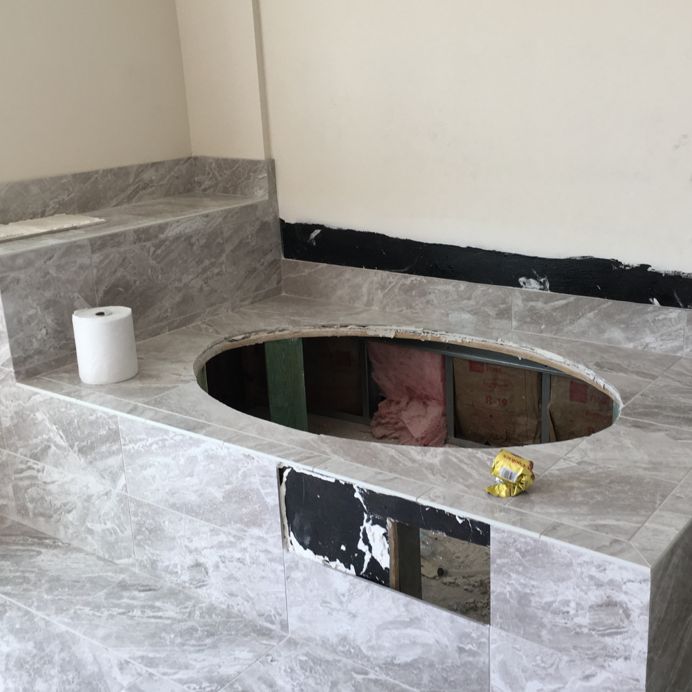 Seamless Bathtub Installation: Why Hiring A Pro Makes All The Difference