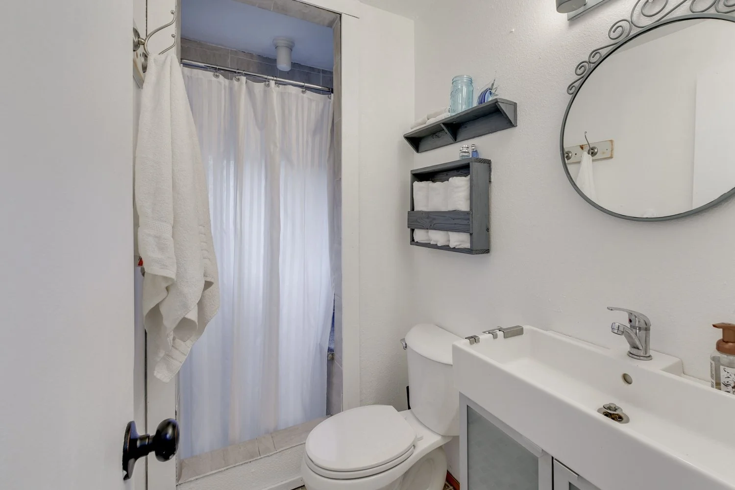 Primary bathroom at 4995 SE Ina Ave in Milwaukie, Oregon