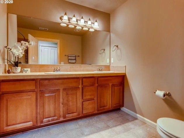 Primary bathroom at 13758 SW 158th Ter in Tigard, Oregon