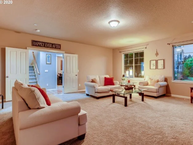 Living room at 13758 SW 158th Ter in Tigard, Oregon