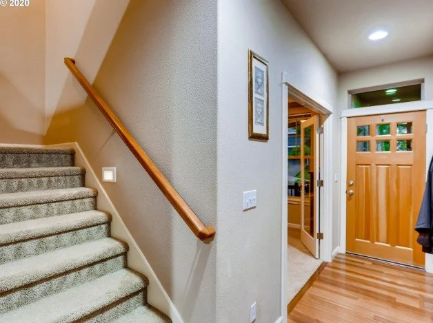 Entry of 13758 SW 158th Ter in Tigard, Oregon