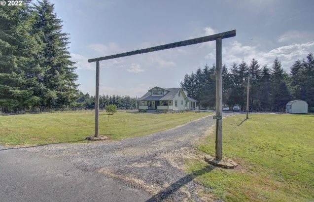 75432 Olson Rd Clatskanie, OR | Sold by Cary Hart