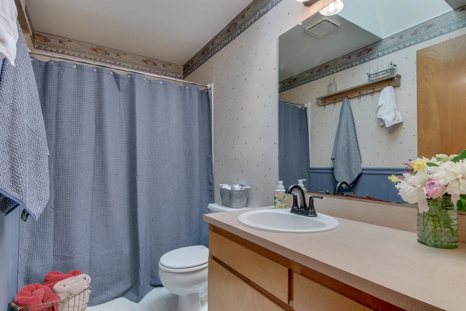 Primary bathroom at 307 Tasman Pl in Philomath, Oregon
