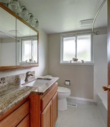 Primary bathroom at 15640 SW Royalty Pkwy in King City, Oregon