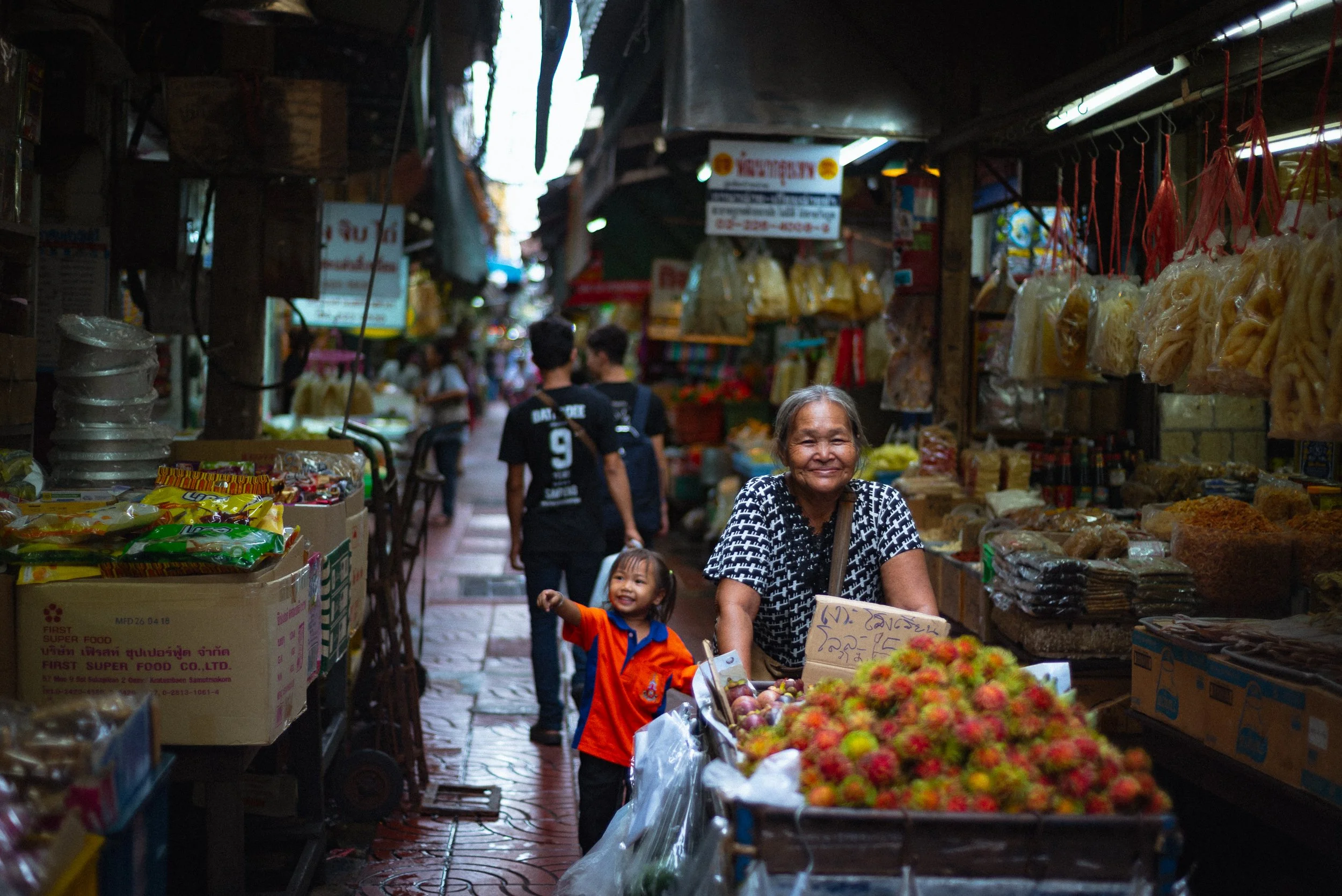 Bangkok-portrait-woman-jamesxfoster-fullsize2018.jpg