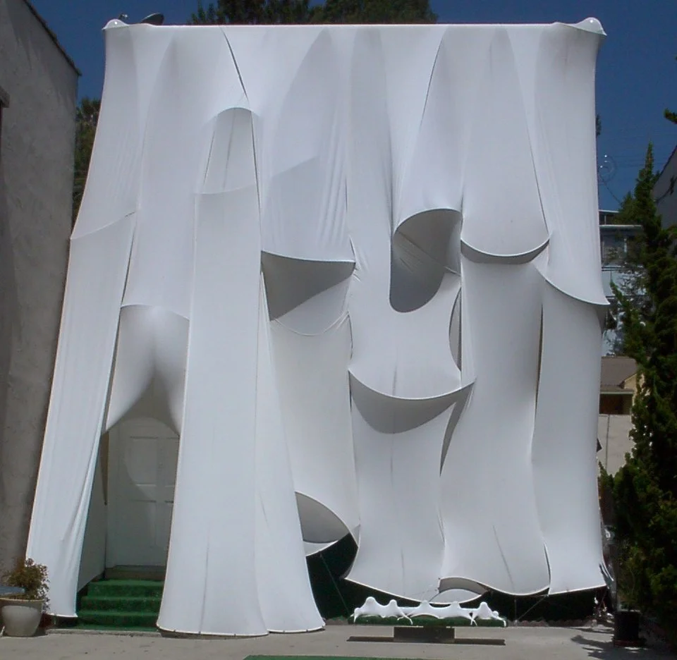 liquid_facade01.jpg