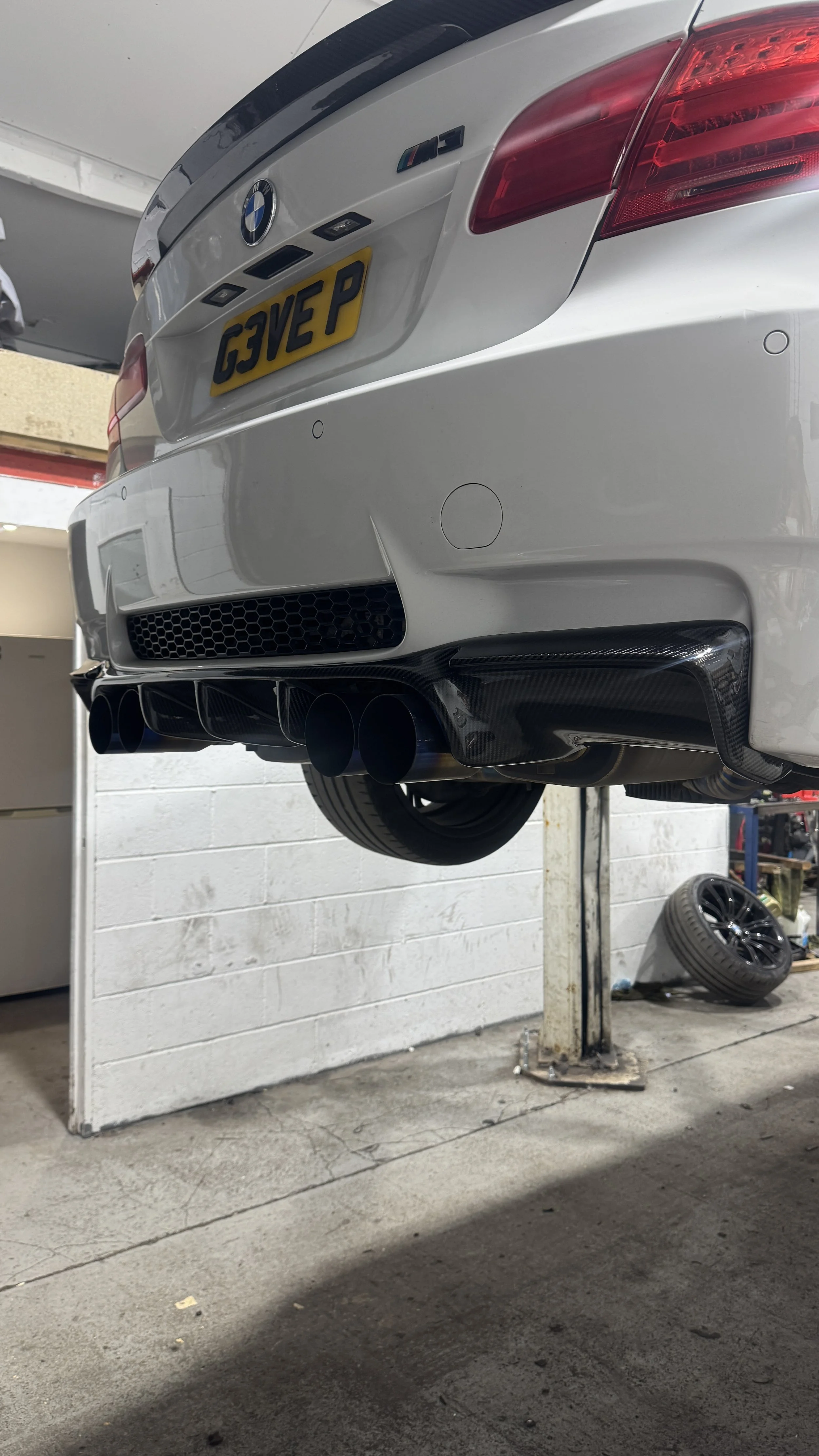 carbon diffuser style