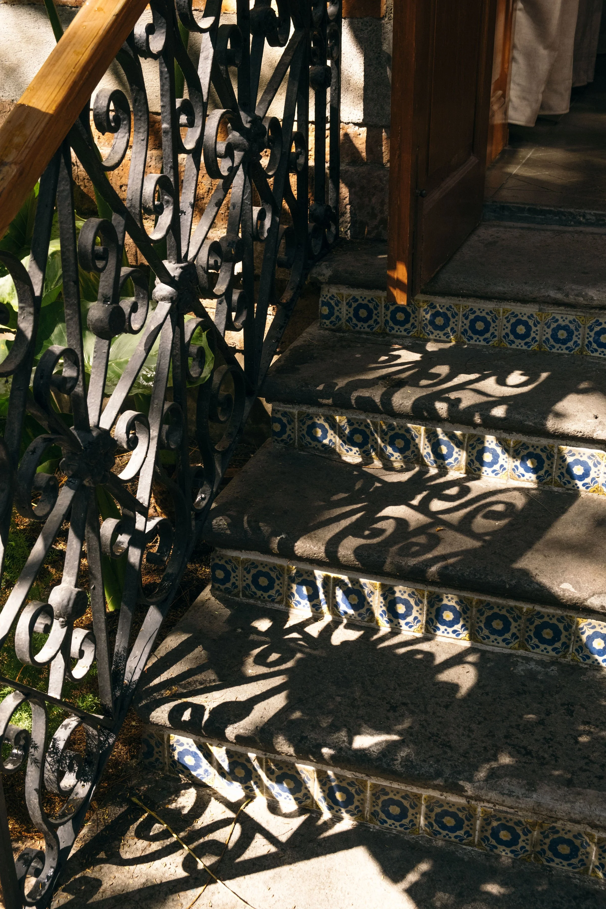 ext steps shadows.jpeg