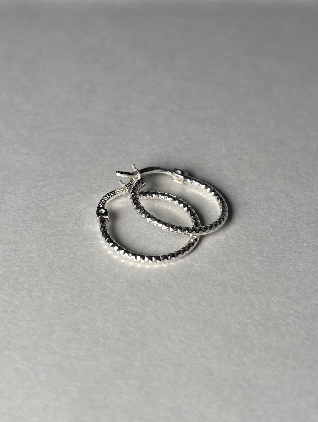 ARETES GRACIELLA